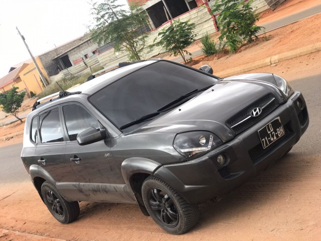 Venda Tucson v6 impecavèl