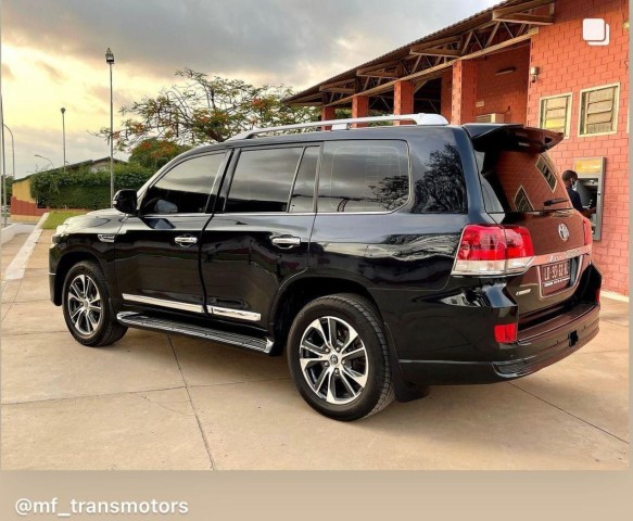 Venda TOYOTA LAND CRUIZER