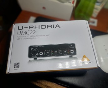 A venda Interface de Audio Behringer U-PHORIA UMC-22