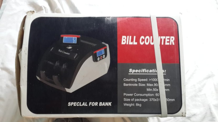 Venda Vendo esta máquina de contar dinheiro