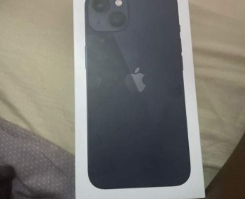 A venda IPHONE 13 normal