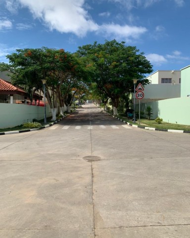 Venda À VENDA Moradia V3 de esquina, no Condomínio Cuchi, em Talatona.