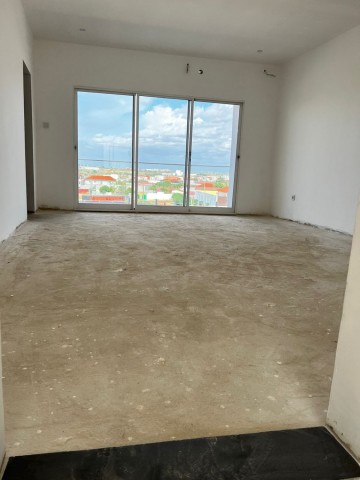 Venda À VENDA: DUAS VIVENDAS GERMINADAS PRÉ-ACABADAS