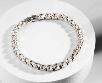 A venda Pulseira de Cristal Masculina