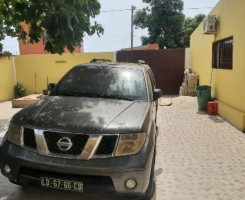 A venda Nissan Pathfinder
