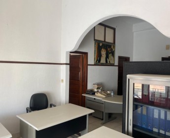 A venda Apartamento T1, terceiro andar a venda