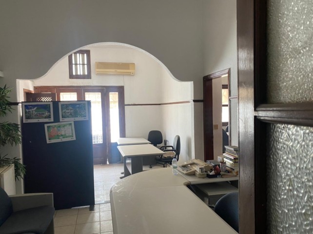 Venda Apartamento T1, terceiro andar a venda