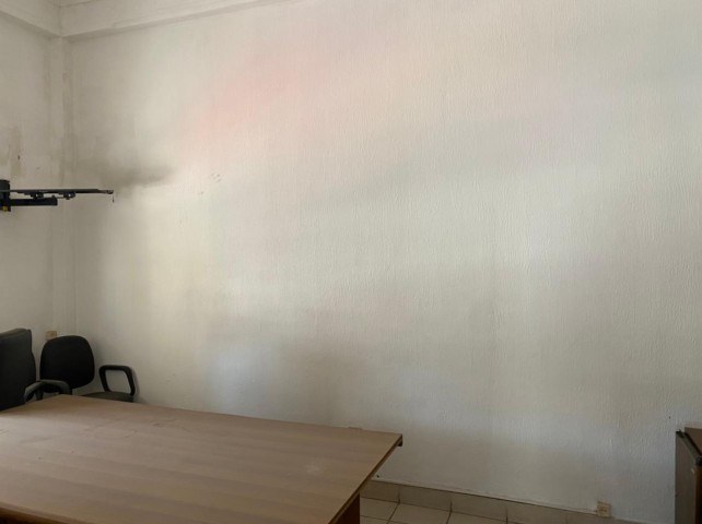 Venda Apartamento T1, terceiro andar a venda