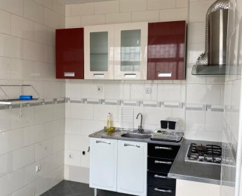 A venda ARRENDA-SE APARTAMENTO T1 - MACULUSSO