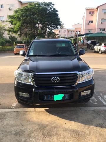 Venda Land Cruiser V8