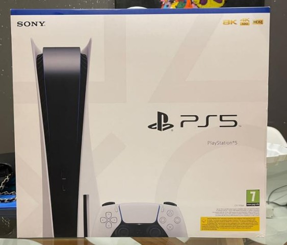 Playstation 5 (ps5) (ps4)