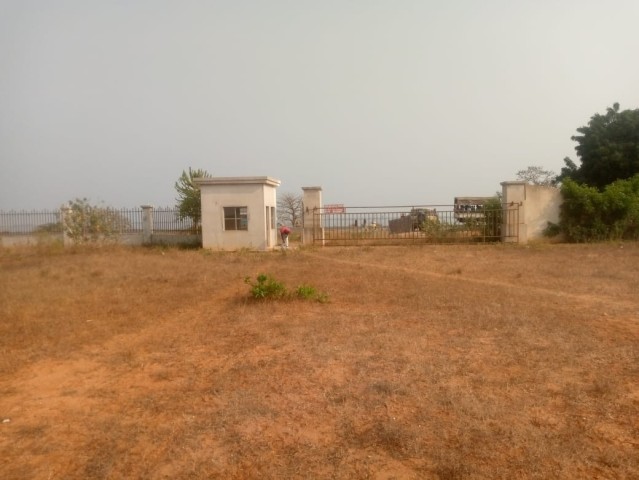 Venda TERRENO 17X15 = 255 m2 no Camama