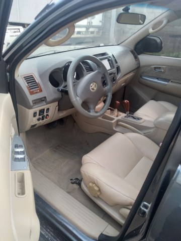 Venda Toyota fortunner v6 impecavèl