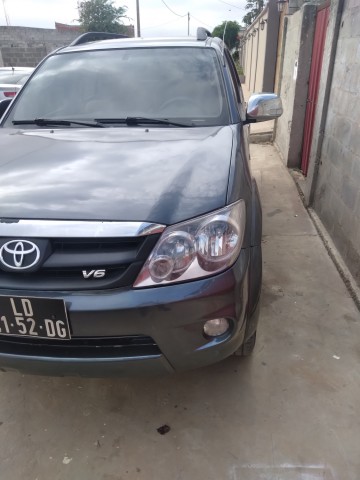 Venda Toyota fortunner v6 impecavèl