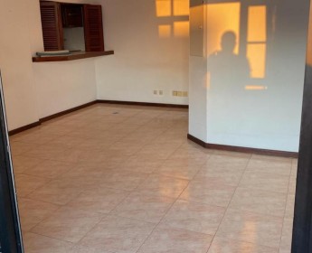 A venda Vivendas T.4/5 Isoladas, Novas no Condomínio Jardim de Rosas