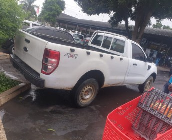 A venda Ford Ranger cabine simples