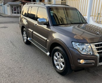 A venda Mitsubishi Pajero, SG