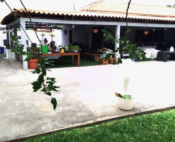 A venda VENDE-SE MORADIA T3 - LAR DO PATRIOTA 1ª FASE