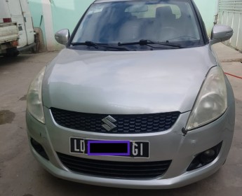 A venda Vende de carro Suzuki Swift