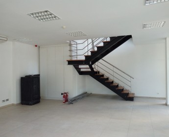 A venda ARRENDA-SE ESCRITÓRIO 180M2 DUPLEX - CORIMBA