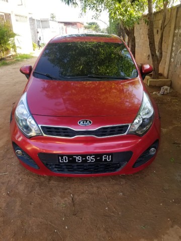 Venda Kia rio amarro