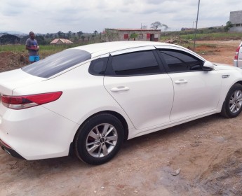 A venda Kia K5 impecavel motor selado venha buscar