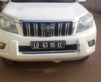 A venda Toyota land Cruiser VXL