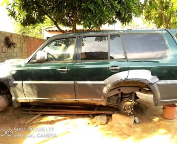 A venda Vendo esta carcaça de Hyundai Terracan