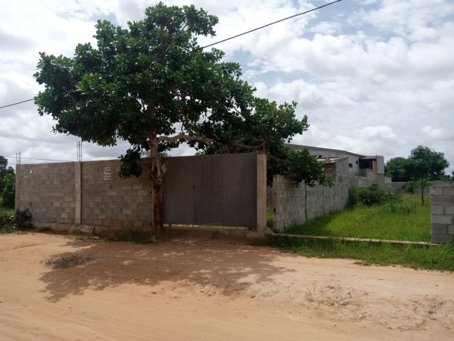 Venda Venda de uma casa com quintal. Kk5000