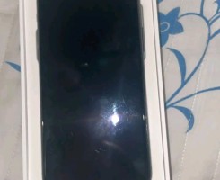 A venda IPhone 11 Pro 64GB