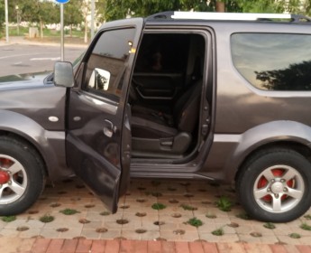 A venda Vendo o meu Suzuki Jimny