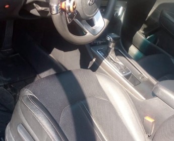 A venda Kia k5 - 2019