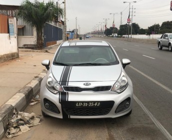 A venda KIA RIO FULL OPTION