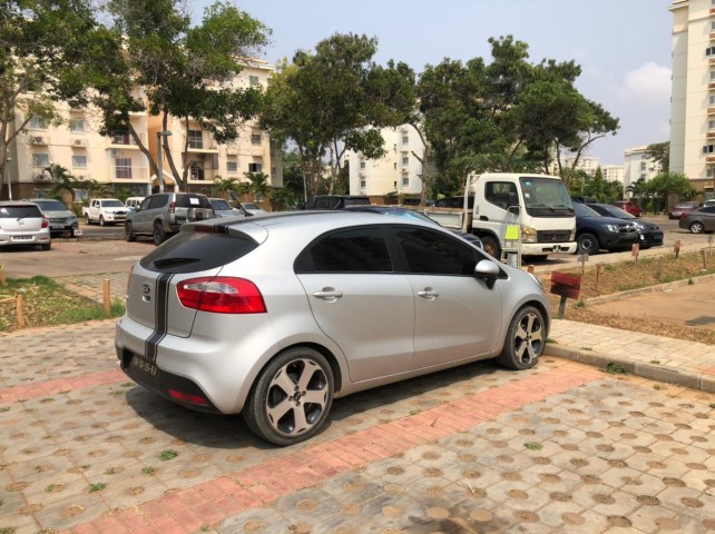 Venda KIA RIO FULL OPTION