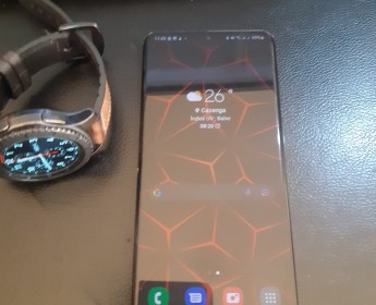 A venda Samsung S20PLUS relógio + smartwatch Samsung Gear