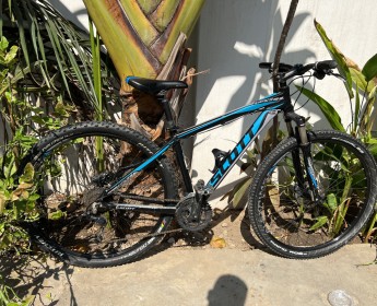 A venda Bicicleta BTT Scott 930