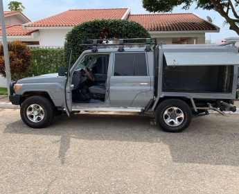 A venda Toyota Land Cruiser
