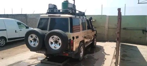 Venda Desapego de um Toyota Lande cruiser