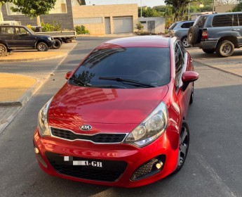 A venda Kia rio station