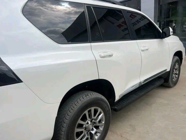 Venda Prado Txl 2021 zero kilometro