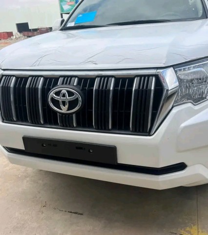 Venda Prado Txl 2021 zero kilometro