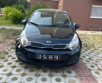 A venda Kia rio impecavèl