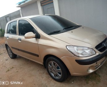A venda Yhundai getz automático limpo