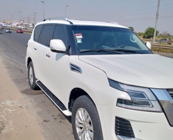 A venda Nissan Patrol (Obama) Branco Pérola Km: 196.693km Motor selado Matrícu...