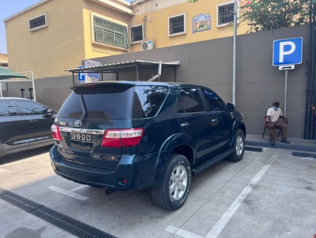 Venda Toyota Fortuner carro de empresa
