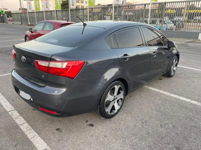 Venda Kia Rio da Imporafrica
