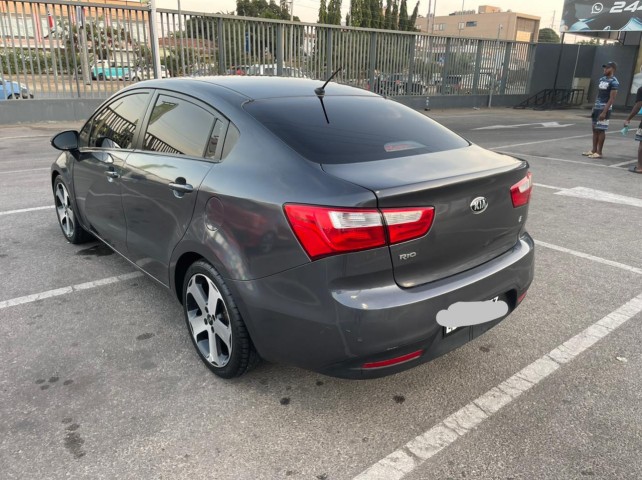 Venda Kia Rio da Imporafrica