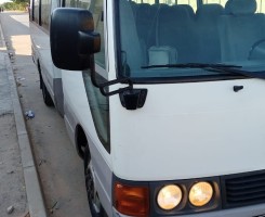 A venda TOYOYA coaster impecavèl