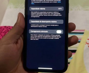 A venda Iphone XR 64gb