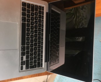 A venda MACBOOK PRO 7.1